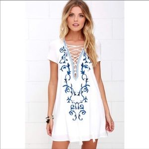 Lulus embroidered shift dress